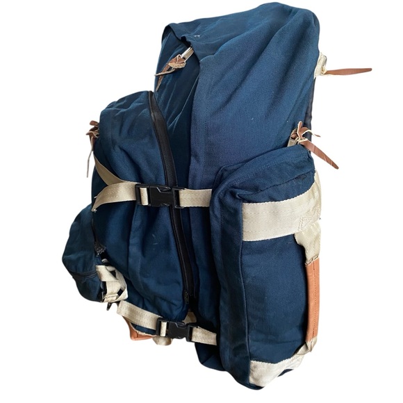 Eastpak Travel Bag Carry On Backpack Zip Off Pack 4-1 Navy Blue Leather Handles - Picture 9 of 15